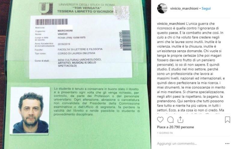 Vinicio Marchioni torna all’Università: «L’unica guerra che conosco è quella contro l’ignoranza»