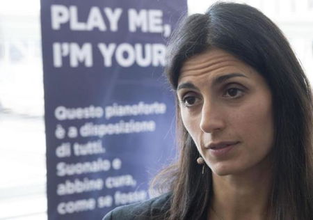 Caso Desirée, Virginia Raggi denuncia l’assenza dello Stato, ma (ora) lo Stato è anche lei article-post