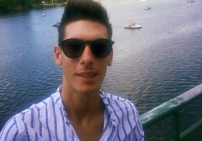 Aereo caduto in Indonesia, la vittima italiana: Andrea Manfredi, 26enne di Marina di Massa article-post