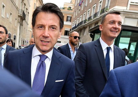 Il gelo tra Casalino e Conte. Il portavoce costretto dal premier a mantenere il low profile article-post