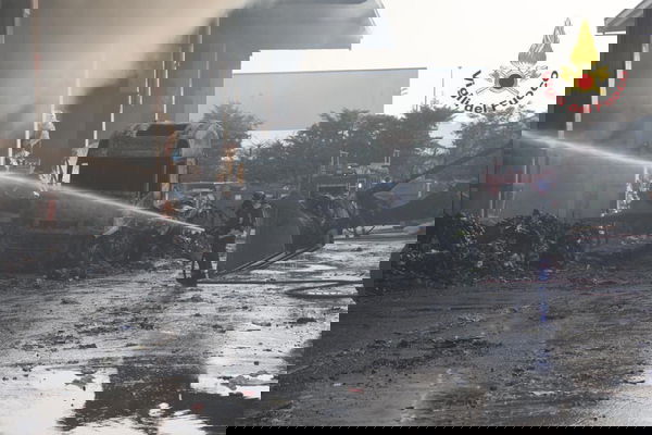 Cosa succede nel Milanese: due roghi a due capannoni in poche ore | VIDEO