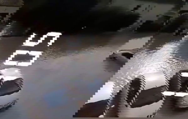 Francia, l’Aude in ginocchio davanti al maltempo: «Almeno 13 morti»