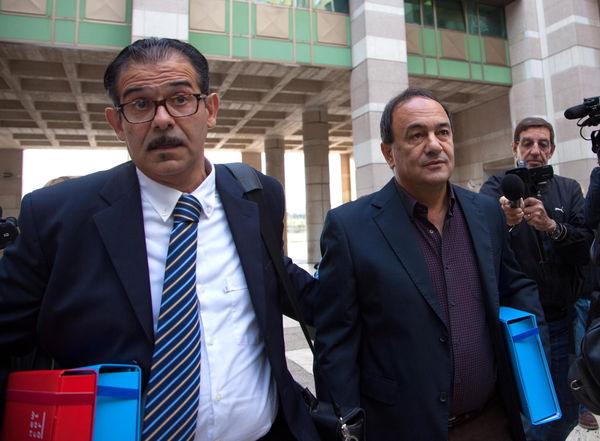 Mimmo Lucano andrà avanti da solo «senza soldi pubblici»