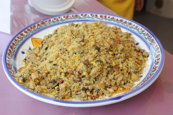 Giorgia Meloni e l’inutile polemica sul cous-cous nel menù di scuola