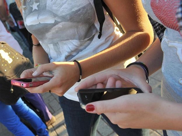 Rimini, atti sessuali con una studentessa 15enne: prof patteggia 2 anni di carcere article-post