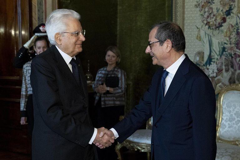 Il ministro Tria ancora vicino alle dimissioni, fermato da Mattarella