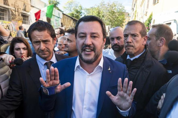 Matteo Salvini, lo «stabile del fratello dell’ex sindaco» e quello sciacallo urlato a San Lorenzo