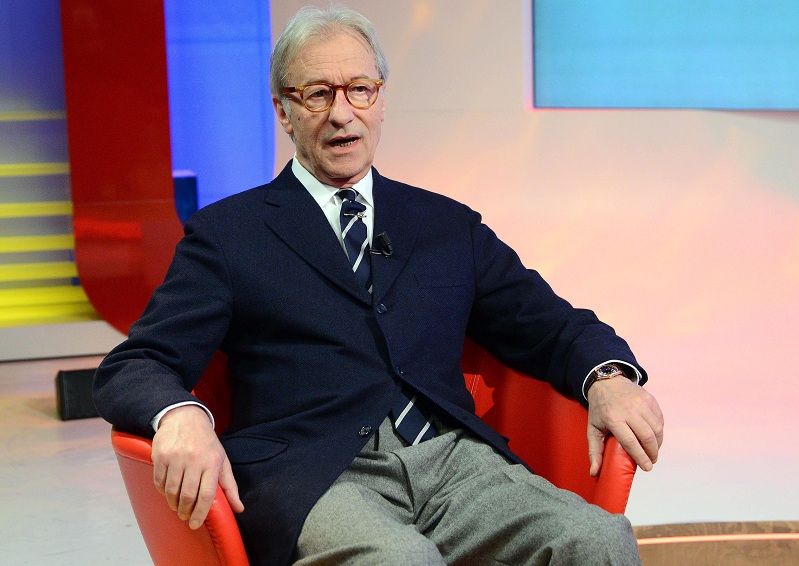 Vittorio Feltri querela Mediaset per l’imitazione a Striscia La Notizia article-post