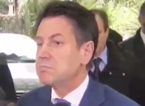 Il professor Giuseppe Conte sbaglia clamorosamente il congiuntivo | VIDEO