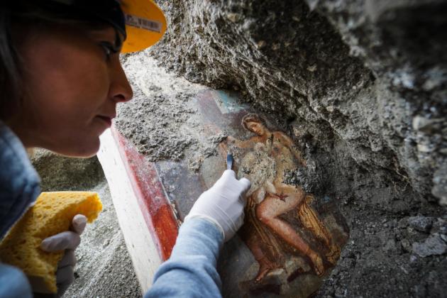 Il cigno Giove che ingravida Leda: l’ultimo sensuale ritrovamento a Pompei | GALLERY article-post