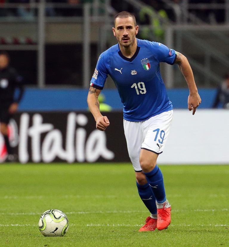 Bonucci risponde ai fischi di San Siro: «La mamma degli imbecilli è sempre incinta»
