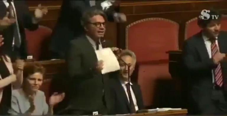 «Renzi ha nominato Monti senatore a vita»: una frase, due errori da parte del senatore M5S