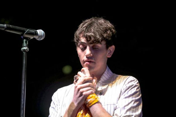 Michele Bravi, prima volta dopo l’incidente: «Spero di potercela fare»