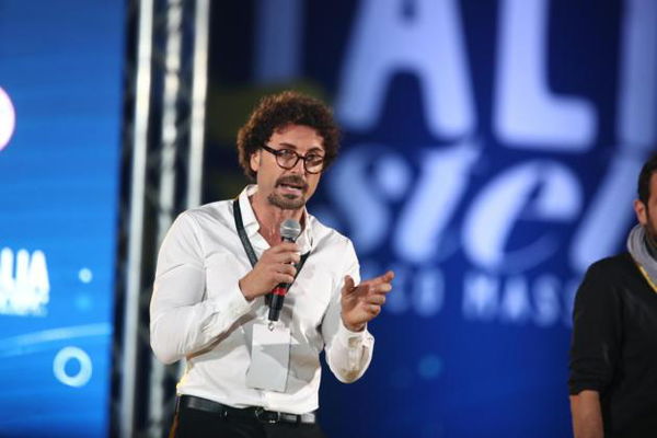 Toninelli risponde ai manifestanti di Torino: «Nessun rispetto per chi ha lasciato problemi giganteschi da risolvere»