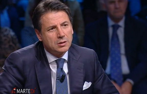 Elezioni Usa, Conte: «Trump sta facendo molto, ma non mi sbilancio perché devono votare»