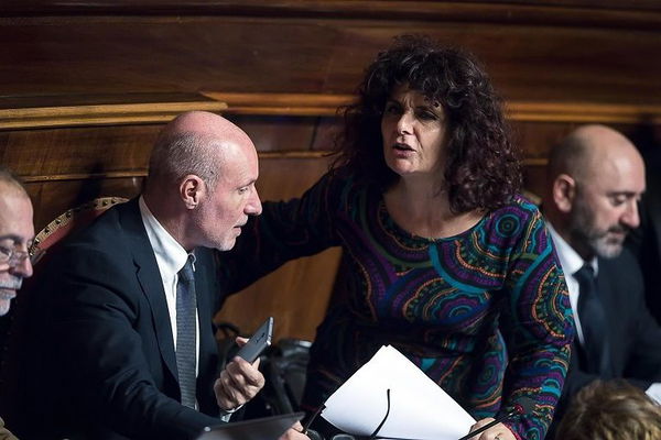 Non solo De Falco, nel M5S ci sono 15 senatori ‘ribelli’. E spunta una lista