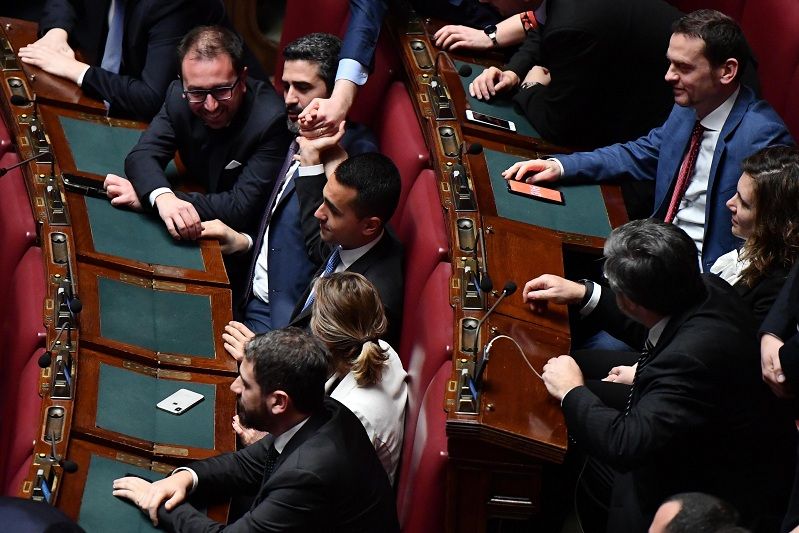 La regola del doppio mandato che ‘inguaia’ Di Maio e il M5S article-post