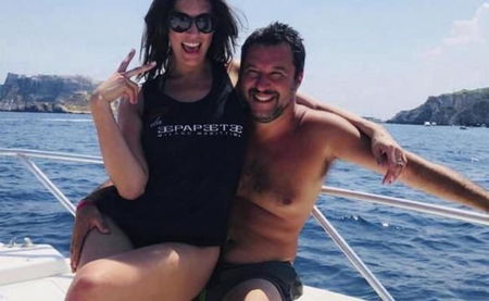 L’altra frecciata di Salvini alla Isoardi: «Stasera vado a dormire serenamente da solo» article-post