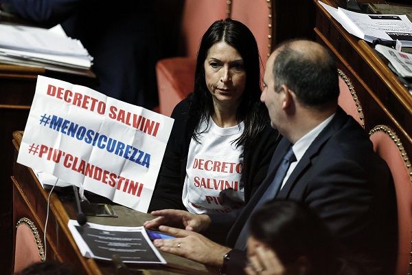 La genialata comunicativa del Pd contro il Decreto Salvini