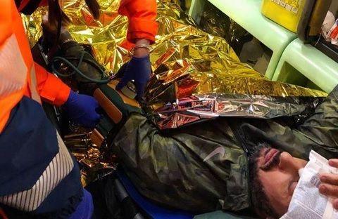 Fabrizio Corona pestato dagli spacciatori del parco di Rogoredo