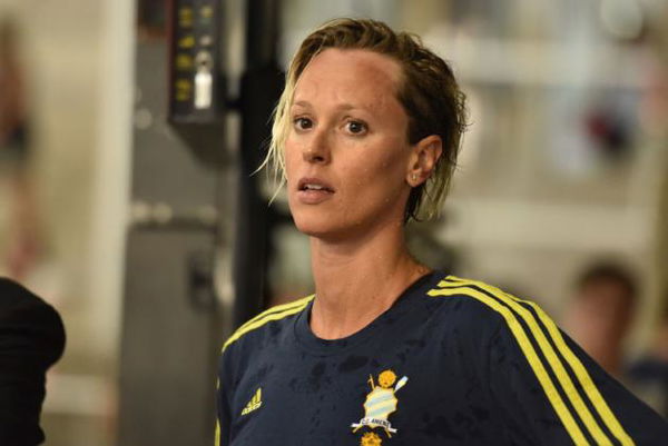 Federica Pellegrini non accetta la critica di Eurosport: «Prossima volta nuoto con un bersaglio addosso»