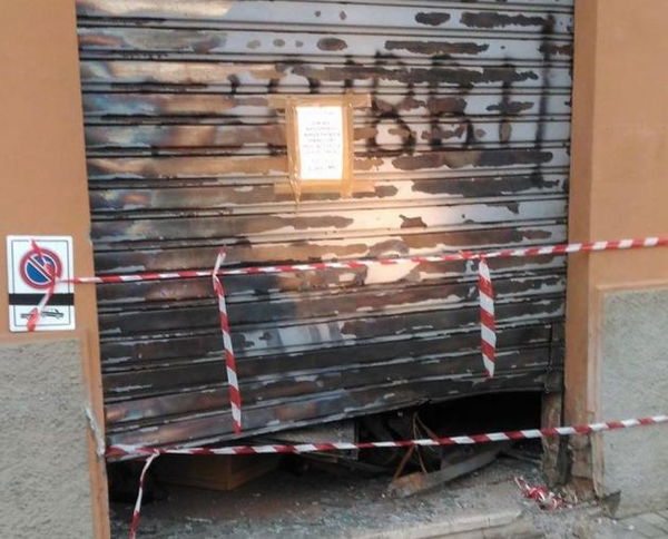 Bologna, ordigno contro la sede di Forza Nuova: nessun ferito