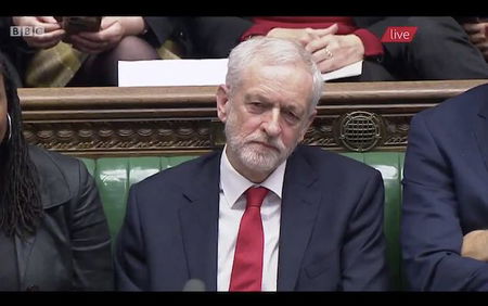 Jeremy Corbyn ha dato dello stupido a qualcuno, ma non si capisce a chi article-post