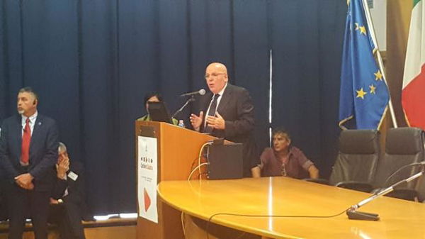 Calabria, appalti sospetti: obbligo di dimora per il presidente PD Oliverio