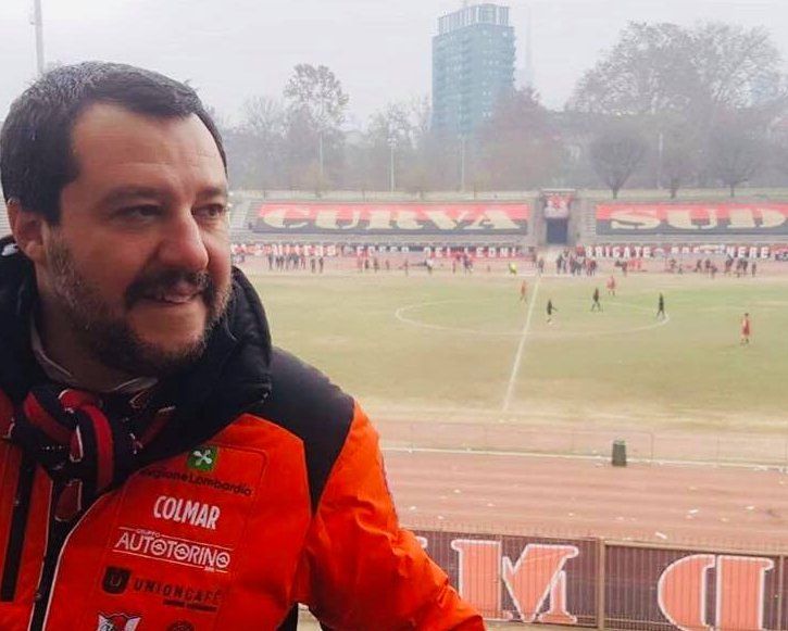 Salvini mette sullo stesso piano i cori razzisti contro Koulibaly e i ‘buu’ a Bonucci
