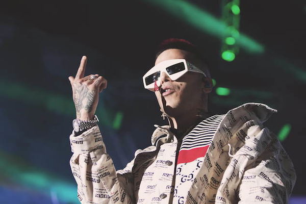 Sfera Ebbasta e il complotto contro il suo video «Happy Birthday», giusto in tempo per le feste