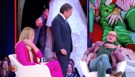Alfonso Signorini e le foto del figlio di Alessia Marcuzzi | VIDEO
