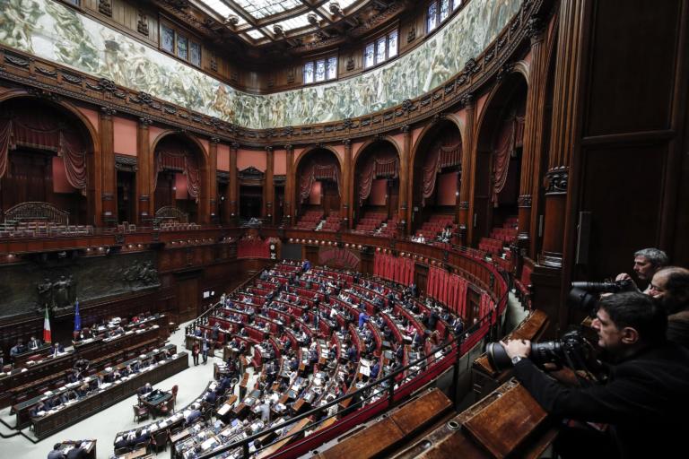 Perché è una bufala paragonare l’assenza di dibattito per la manovra alla ghigliottina