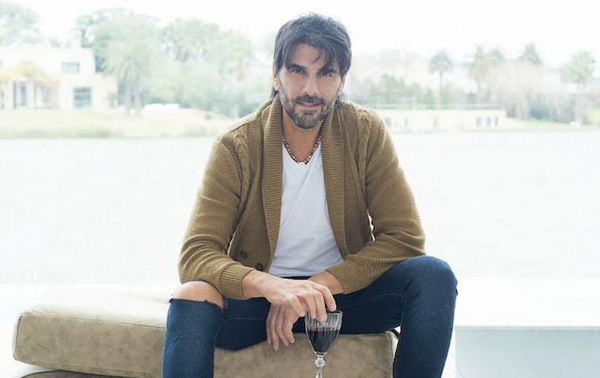 Juan Darthes, accusato di molestie si difende: «Thelma ha molestato me»