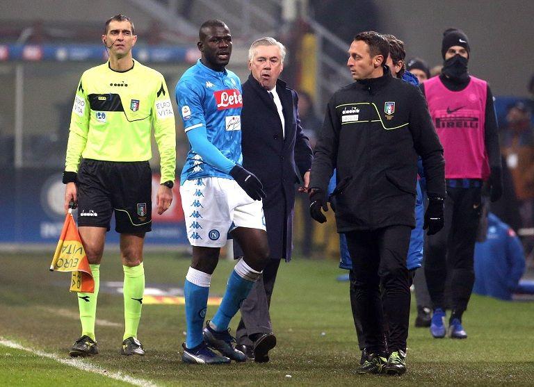 Lo schiaffo di Koulibaly ai razzisti: «Io, orgoglioso di essere francese, senegalese, napoletano: uomo»