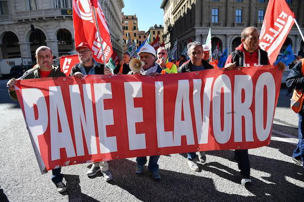 In Italia si perdono 627 posti di lavoro al giorno