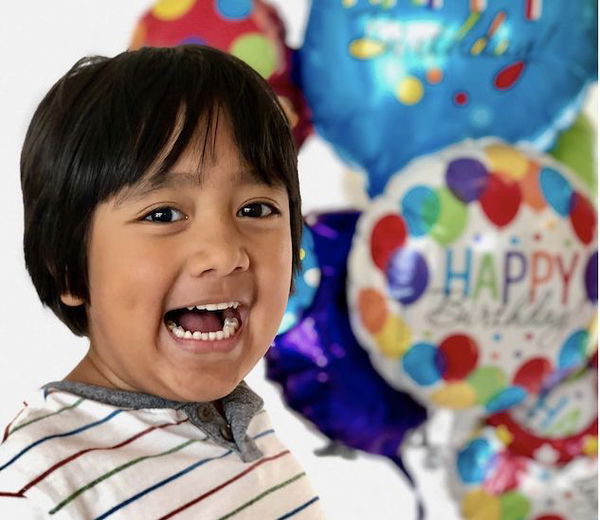 Lo Youtuber più pagato del 2018 si chiama Ryan, e ha solo 7 anni