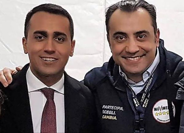 Per il M5S, basta la laurea online e un curriculum “discutibile”