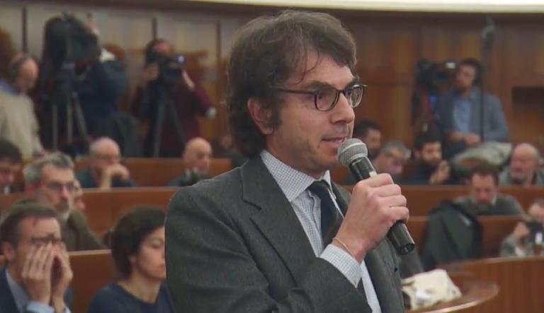 La risposta piccata di Conte al giornalista del Manifesto che gli chiede di rivendicare i tagli all’editoria