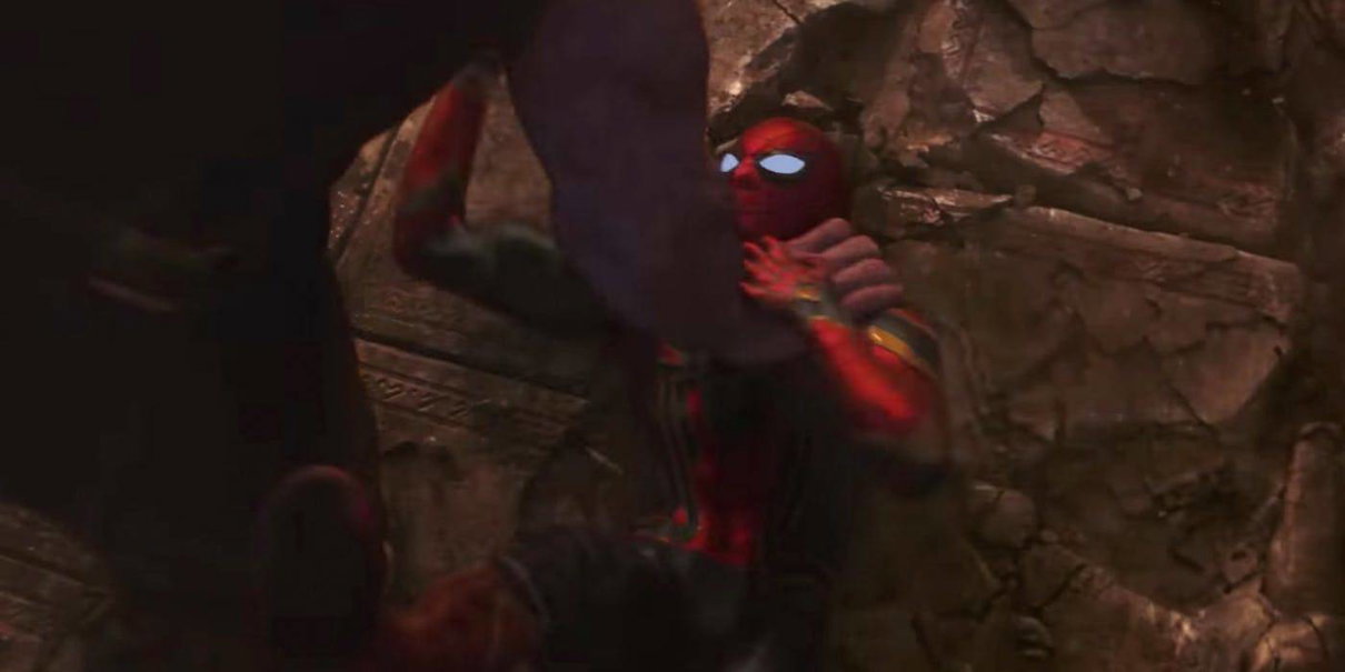 Avengers: Infinity War – Spider-Man colpisce Thanos in un nuovo spot TV | VIDEO article-post