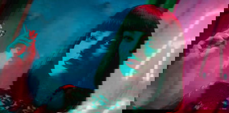 Terminal: 12 nuove immagini del film con protagonista Margot Robbie article-post