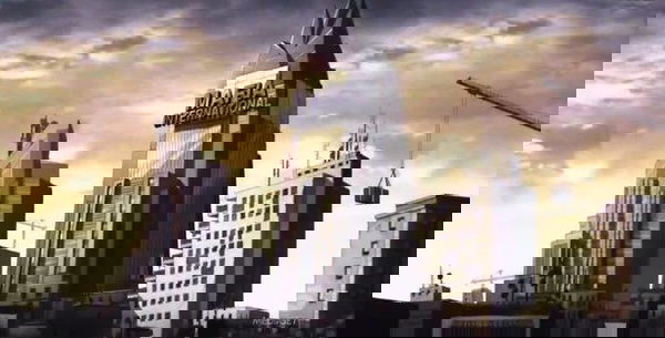 Adriano Celentano ha un problema con la città di Napoli