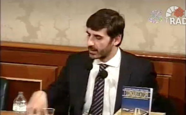 Il sottosegretario all’Economia Villarosa si è avvicinato al M5S guardando i documentari sui rettiliani | VIDEO