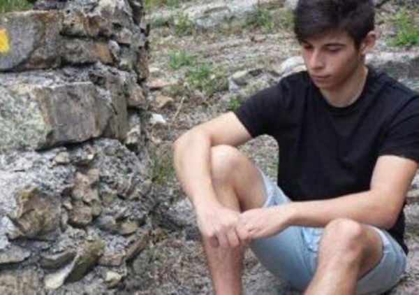 L’insegnante di Alessio Vinci: «Ha sofferto in silenzio per la morte della madre»