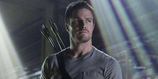 Arrow 7: Stephen Amell ed Emily Bett Rickards sul ritorno di Colton Haynes