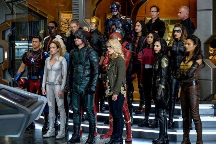Arrowverse: Nel mega crossover mancherà Legends of Tomorrow article-post