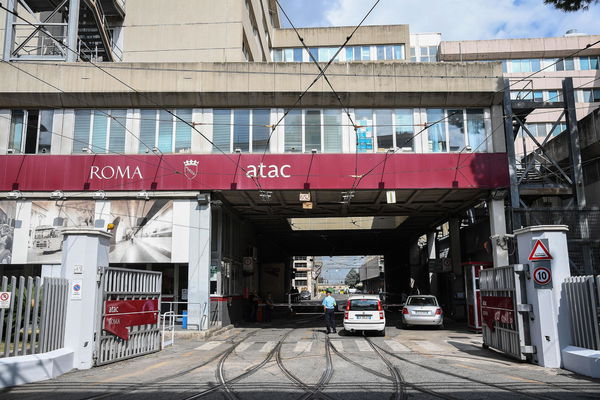 Atac è salva. Siglato il concordato che dà ossigeno all’azienda romana dei trasporti