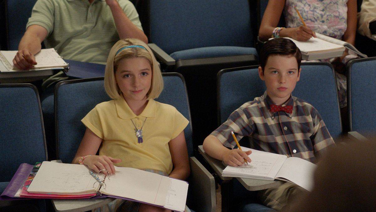 Young Sheldon 2×07: recensione “Carbon Dating and a Stuffed Raccoon” article-post