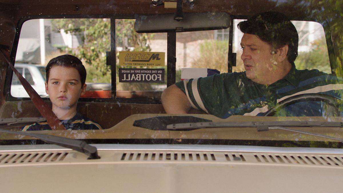 Young Sheldon 2×04: Recensione “A Financial Secret and Fish Sauce” article-post