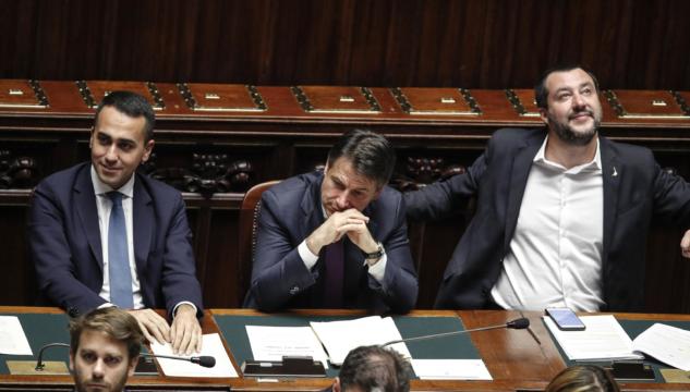 Decretone, Salvini, Di Maio e Conte