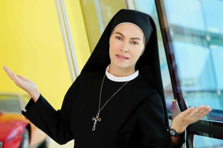 Il dramma silenzioso di Elena Sofia Ricci: «Violentata quando avevo 12 anni» article-post